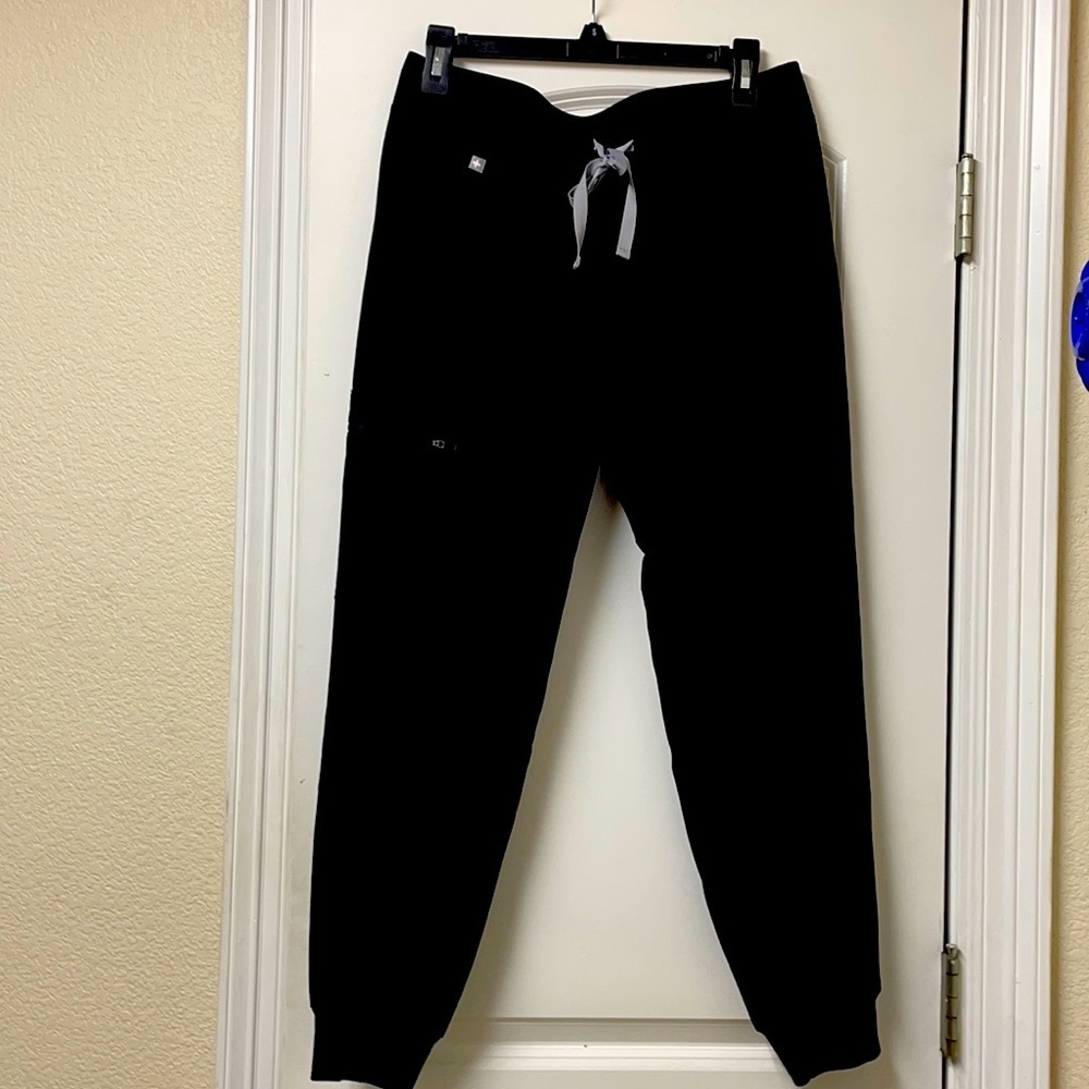 Figs Zamora jogger scrub pants, great condition! Medium petite